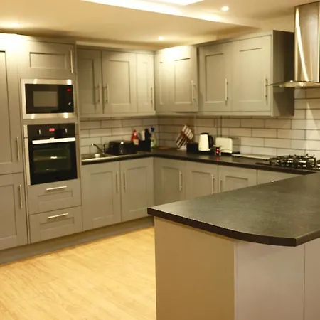 Fishponds 355a Daire *